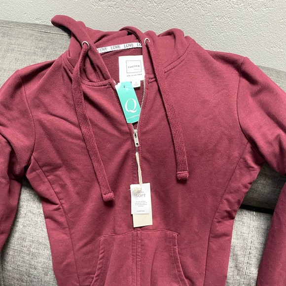 NWT Maroon Jacket, size S - Picture 2 of 3